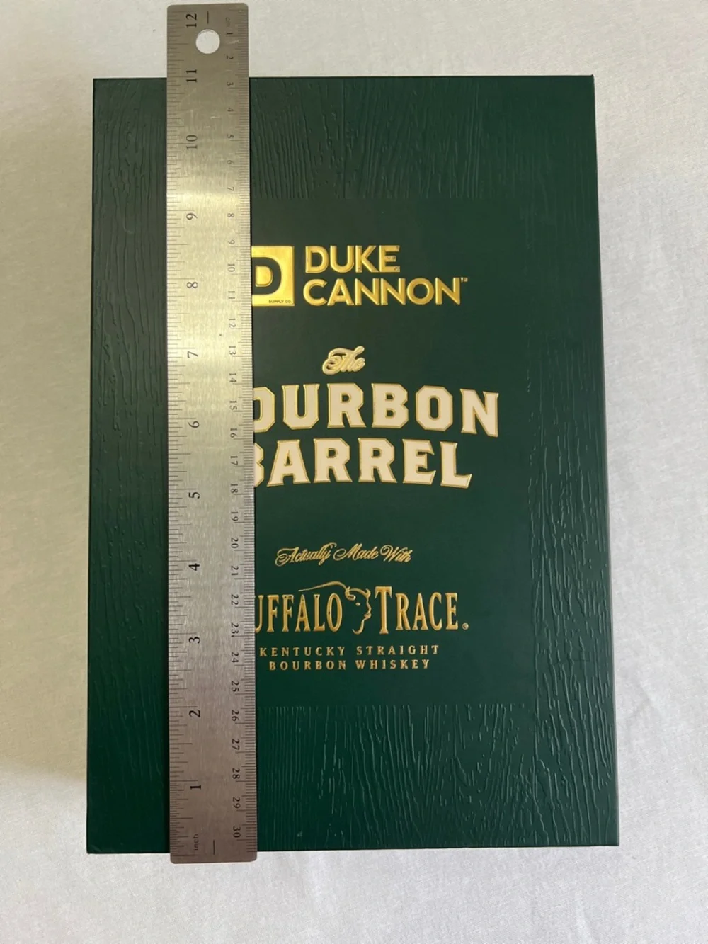 NEW Duke Cannon The Bourbon Barrel 3 Piece Gift Set Buffalo Trace Soap Cologne